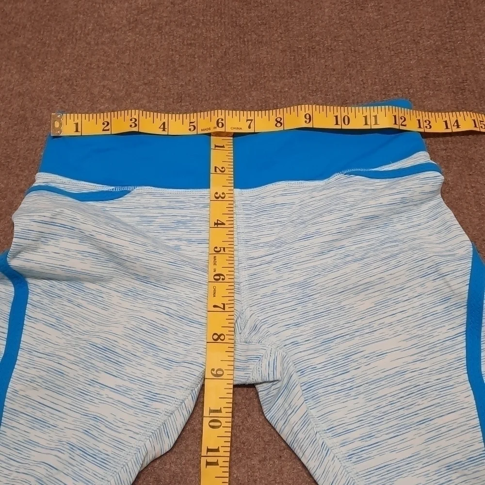 LULULEMON Crop Blue Leggings Women's Size 4